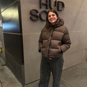 Meet your Posher, Lindsay